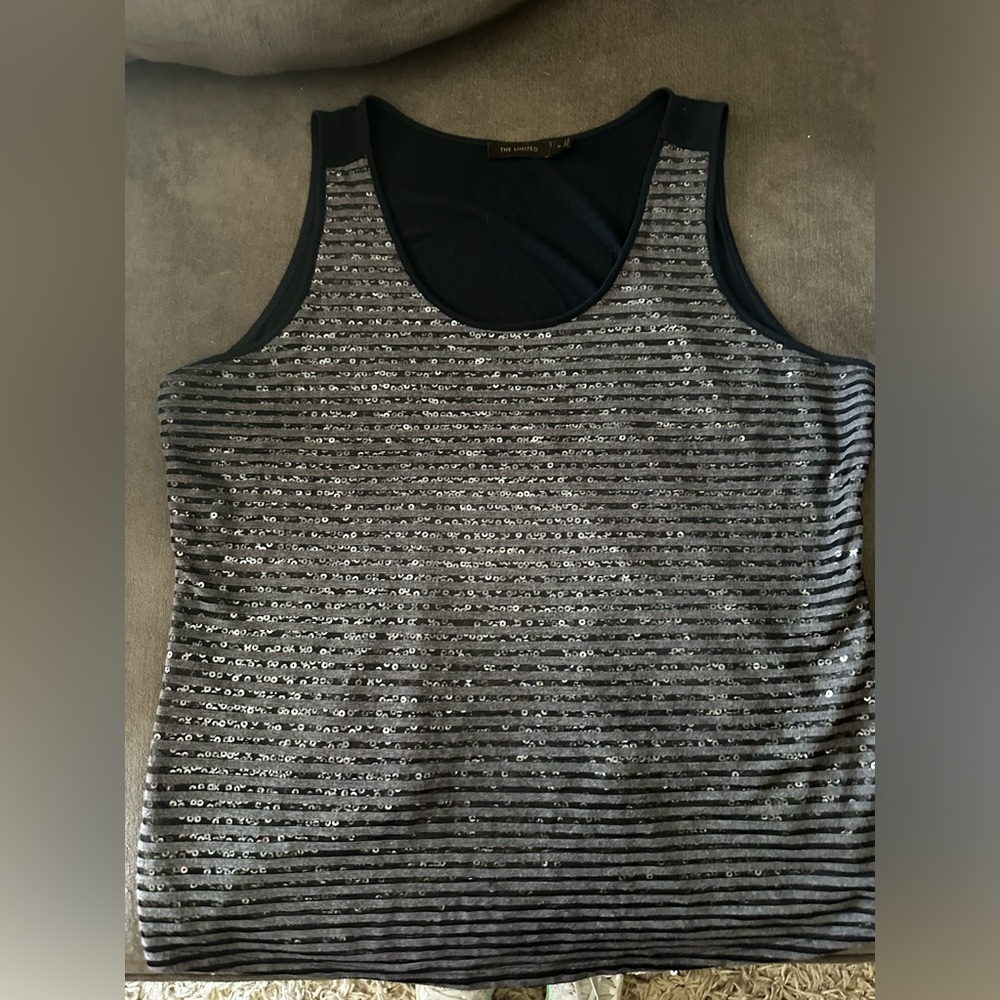 The Limited dressy tank top- size XL. Great Conditon!